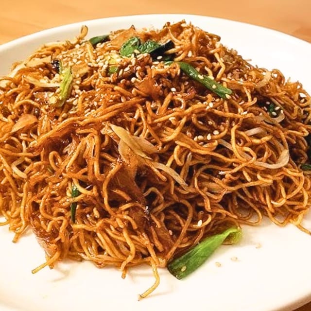 Sesame Soy Pan-fried Noodles 豉油皇炒麵.