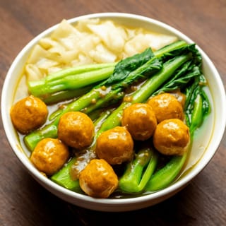 Curry Fishball Wide Rice Noodle (Chow Fun) Soup 咖喱魚蛋湯河